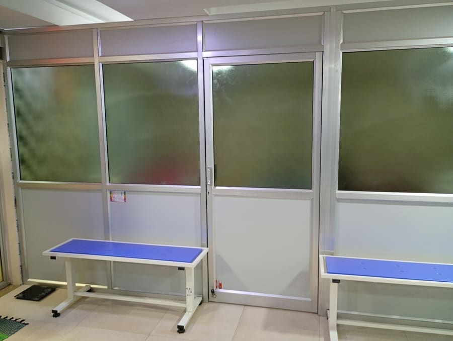 A&A Clinic waiting area with seating